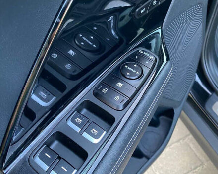Черный Киа Niro, объемом двигателя 0 л и пробегом 152 тыс. км за 19200 $, фото 25 на Automoto.ua