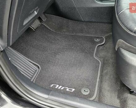 Черный Киа Niro, объемом двигателя 0 л и пробегом 139 тыс. км за 19800 $, фото 13 на Automoto.ua