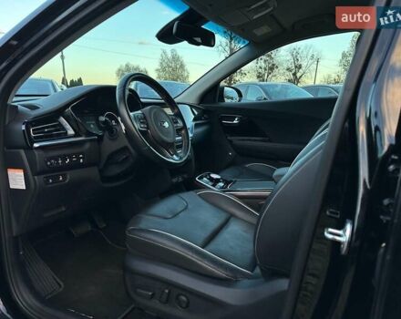 Чорний Кіа Niro, об'ємом двигуна 0 л та пробігом 35 тис. км за 24400 $, фото 39 на Automoto.ua