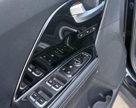 Черный Киа Niro, объемом двигателя 0 л и пробегом 111 тыс. км за 18900 $, фото 23 на Automoto.ua