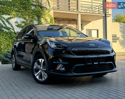 Черный Киа Niro, объемом двигателя 0 л и пробегом 50 тыс. км за 23499 $, фото 8 на Automoto.ua