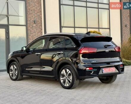 Черный Киа Niro, объемом двигателя 0 л и пробегом 110 тыс. км за 17999 $, фото 15 на Automoto.ua