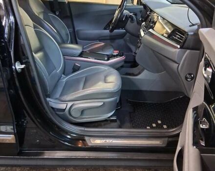Чорний Кіа Niro, об'ємом двигуна 0 л та пробігом 143 тис. км за 17800 $, фото 15 на Automoto.ua