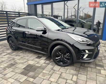 Черный Киа Niro, объемом двигателя 0 л и пробегом 113 тыс. км за 21900 $, фото 5 на Automoto.ua