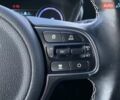 Чорний Кіа Niro, об'ємом двигуна 0 л та пробігом 88 тис. км за 22900 $, фото 4 на Automoto.ua
