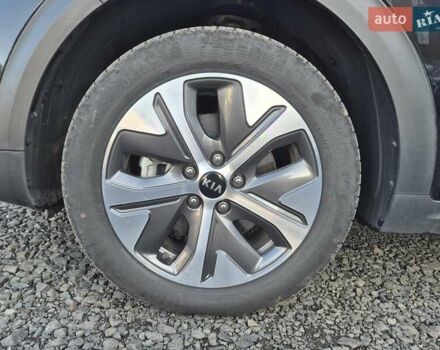 Черный Киа Niro, объемом двигателя 0 л и пробегом 132 тыс. км за 19449 $, фото 14 на Automoto.ua