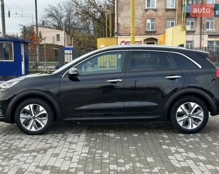 Чорний Кіа Niro, об'ємом двигуна 0 л та пробігом 148 тис. км за 18700 $, фото 3 на Automoto.ua