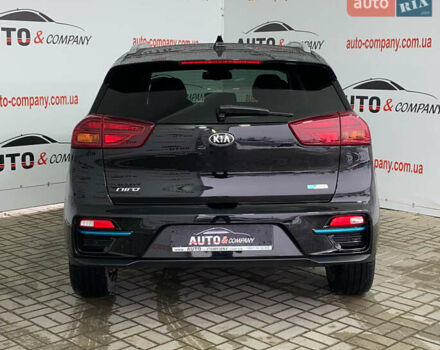 Чорний Кіа Niro, об'ємом двигуна 0 л та пробігом 70 тис. км за 22350 $, фото 3 на Automoto.ua