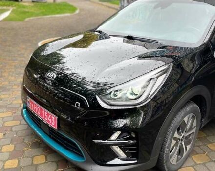 Киа Niro 2020 в Луцке на Automoto.ua Черный Киа Niro, объемом двигателя 0 л и пробегом 98 тыс. км за 20500 $, фото 5 на Automoto.ua