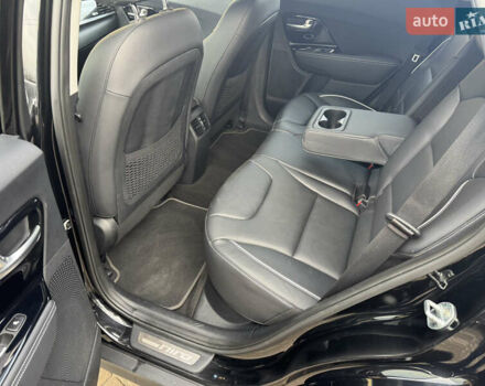 Чорний Кіа Niro, об'ємом двигуна 0 л та пробігом 164 тис. км за 18400 $, фото 5 на Automoto.ua