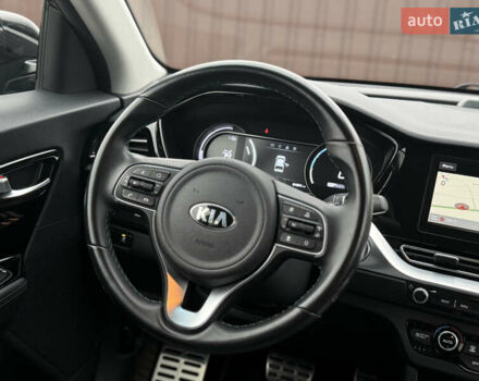 Черный Киа Niro, объемом двигателя 0 л и пробегом 61 тыс. км за 19300 $, фото 36 на Automoto.ua