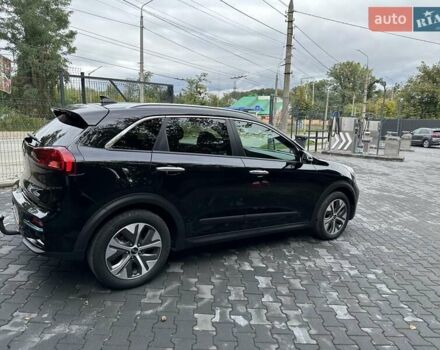 Черный Киа Niro, объемом двигателя 0 л и пробегом 107 тыс. км за 19700 $, фото 8 на Automoto.ua