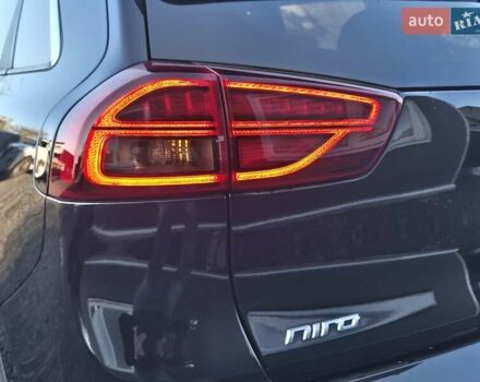 Черный Киа Niro, объемом двигателя 0 л и пробегом 132 тыс. км за 19449 $, фото 17 на Automoto.ua