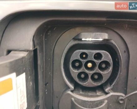 Черный Киа Niro, объемом двигателя 0 л и пробегом 125 тыс. км за 19300 $, фото 24 на Automoto.ua