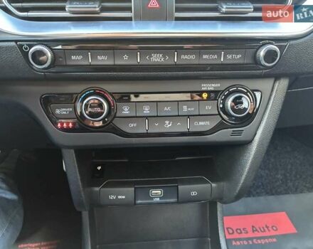 Черный Киа Niro, объемом двигателя 0 л и пробегом 105 тыс. км за 20500 $, фото 84 на Automoto.ua