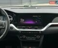 Чорний Кіа Niro, об'ємом двигуна 0 л та пробігом 134 тис. км за 18950 $, фото 20 на Automoto.ua