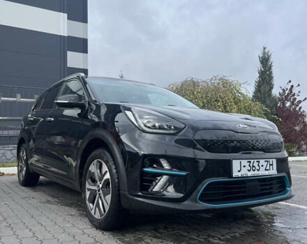 Чорний Кіа Niro, об'ємом двигуна 0 л та пробігом 81 тис. км за 19999 $, фото 2 на Automoto.ua