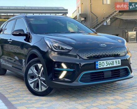 Черный Киа Niro, объемом двигателя 0 л и пробегом 109 тыс. км за 19450 $, фото 7 на Automoto.ua