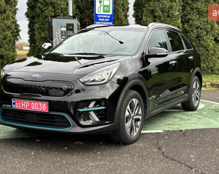 Чорний Кіа Niro, об'ємом двигуна 0 л та пробігом 110 тис. км за 19500 $, фото 33 на Automoto.ua