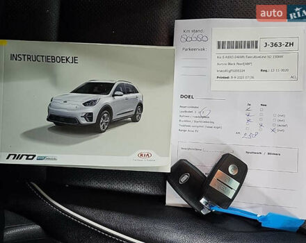 Чорний Кіа Niro, об'ємом двигуна 0 л та пробігом 81 тис. км за 19999 $, фото 24 на Automoto.ua