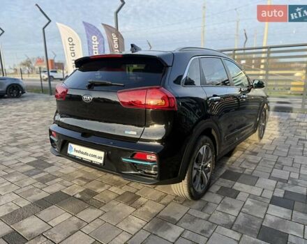 Черный Киа Niro, объемом двигателя 0 л и пробегом 105 тыс. км за 19900 $, фото 7 на Automoto.ua