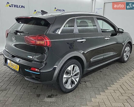 Чорний Кіа Niro, об'ємом двигуна 0 л та пробігом 81 тис. км за 19999 $, фото 21 на Automoto.ua