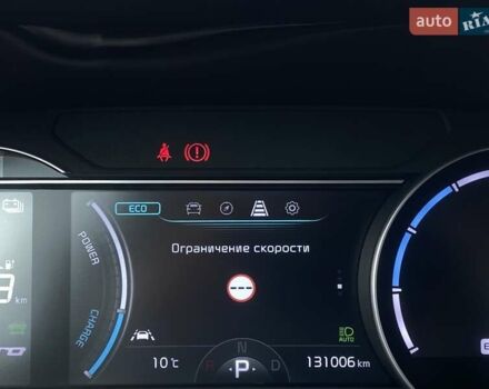 Чорний Кіа Niro, об'ємом двигуна 0 л та пробігом 131 тис. км за 21500 $, фото 34 на Automoto.ua