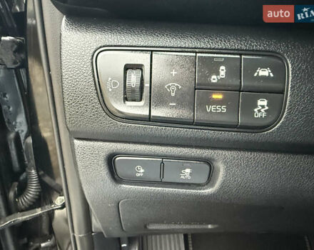 Киа Niro 2020 в Трускавце на Automoto.ua Черный Киа Niro, объемом двигателя 0 л и пробегом 97 тыс. км за 16999 $, фото 37 на Automoto.ua