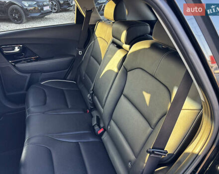 Черный Киа Niro, объемом двигателя 0 л и пробегом 112 тыс. км за 19999 $, фото 37 на Automoto.ua