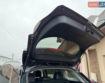 Чорний Кіа Niro, об'ємом двигуна 0 л та пробігом 89 тис. км за 20799 $, фото 76 на Automoto.ua