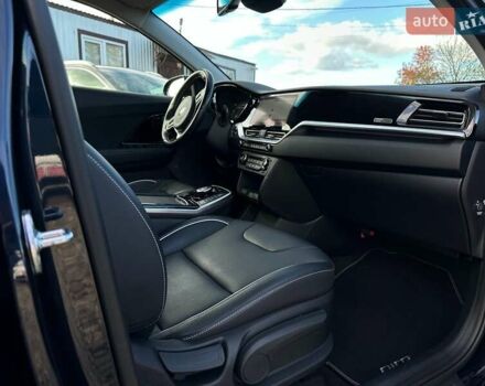 Киа Niro 2020 в Львове на Automoto.ua Черный Киа Niro, объемом двигателя 0 л и пробегом 68 тыс. км за 23200 $, фото 87 на Automoto.ua