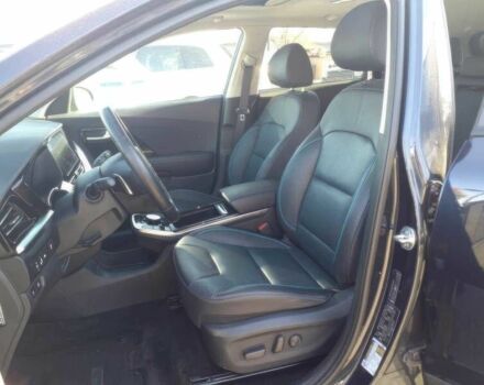 Черный Киа Niro, объемом двигателя 0 л и пробегом 44 тыс. км за 7500 $, фото 6 на Automoto.ua
