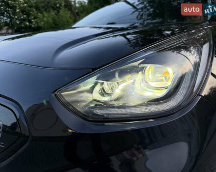 Черный Киа Niro, объемом двигателя 0 л и пробегом 135 тыс. км за 17999 $, фото 14 на Automoto.ua