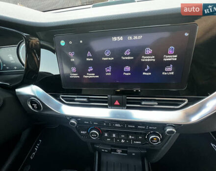 Чорний Кіа Niro, об'ємом двигуна 0 л та пробігом 65 тис. км за 16499 $, фото 31 на Automoto.ua