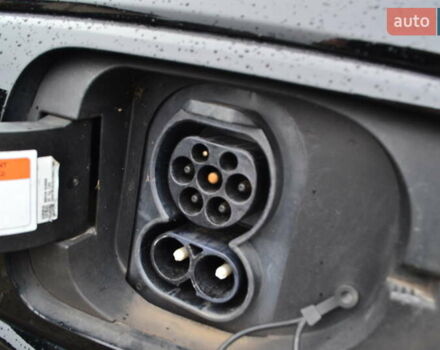 Чорний Кіа Niro, об'ємом двигуна 0 л та пробігом 169 тис. км за 18450 $, фото 88 на Automoto.ua