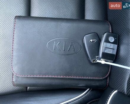 Чорний Кіа Niro, об'ємом двигуна 0 л та пробігом 131 тис. км за 21500 $, фото 49 на Automoto.ua