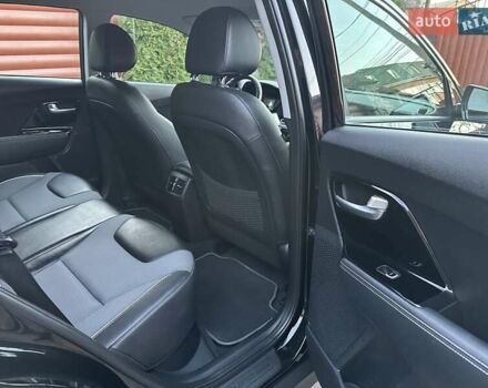 Черный Киа Niro, объемом двигателя 0 л и пробегом 115 тыс. км за 18700 $, фото 17 на Automoto.ua