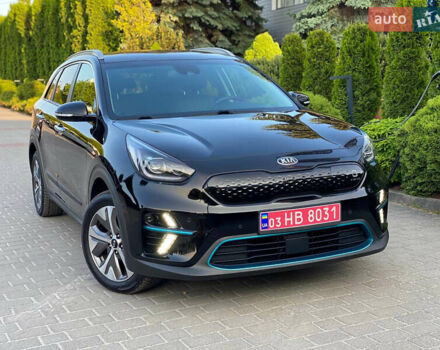 Черный Киа Niro, объемом двигателя 0 л и пробегом 152 тыс. км за 19200 $, фото 1 на Automoto.ua