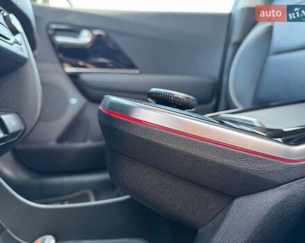 Чорний Кіа Niro, об'ємом двигуна 0 л та пробігом 69 тис. км за 23200 $, фото 64 на Automoto.ua
