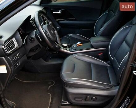 Черный Киа Niro, объемом двигателя 0 л и пробегом 110 тыс. км за 17450 $, фото 38 на Automoto.ua
