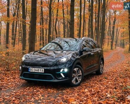 Чорний Кіа Niro, об'ємом двигуна 0 л та пробігом 112 тис. км за 19850 $, фото 12 на Automoto.ua