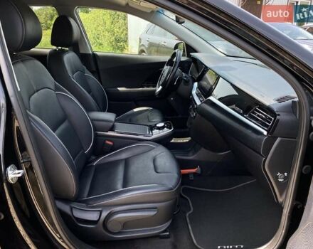 Киа Niro 2020 в Львове на Automoto.ua Черный Киа Niro, объемом двигателя 0 л и пробегом 115 тыс. км за 20300 $, фото 56 на Automoto.ua