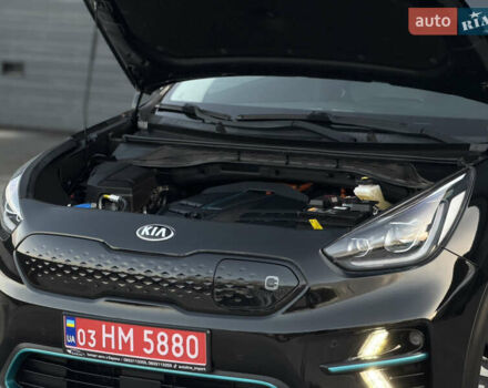 Черный Киа Niro, объемом двигателя 0 л и пробегом 142 тыс. км за 18900 $, фото 15 на Automoto.ua