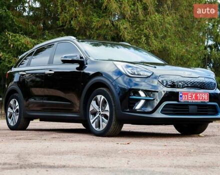 Черный Киа Niro, объемом двигателя 0 л и пробегом 110 тыс. км за 17450 $, фото 2 на Automoto.ua