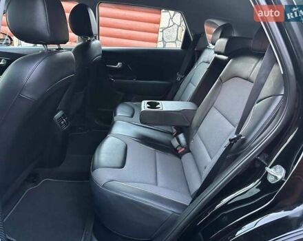 Чорний Кіа Niro, об'ємом двигуна 0 л та пробігом 126 тис. км за 19500 $, фото 34 на Automoto.ua