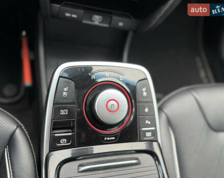 Чорний Кіа Niro, об'ємом двигуна 0 л та пробігом 109 тис. км за 17499 $, фото 42 на Automoto.ua