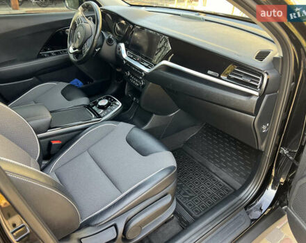 Черный Киа Niro, объемом двигателя 0 л и пробегом 112 тыс. км за 19500 $, фото 11 на Automoto.ua