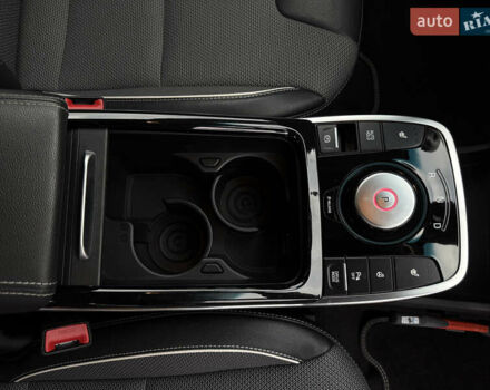 Киа Niro 2020 в Тернополе на Automoto.ua Черный Киа Niro, объемом двигателя 0 л и пробегом 92 тыс. км за 19899 $, фото 33 на Automoto.ua