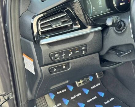 Черный Киа Niro, объемом двигателя 0 л и пробегом 142 тыс. км за 18900 $, фото 15 на Automoto.ua