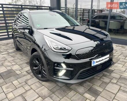 Черный Киа Niro, объемом двигателя 0 л и пробегом 113 тыс. км за 21900 $, фото 6 на Automoto.ua